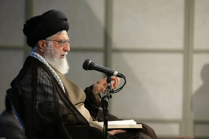 سخنان رهبر انقلاب در دیدار فرماندهان نیروی انتظامی +فیلم