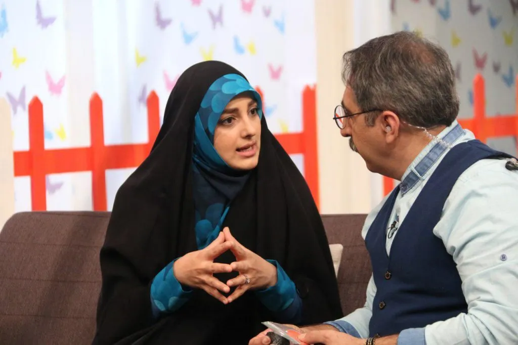 پسر جوان همسر مجری معروف از ازدواج قبلی اش + عکس