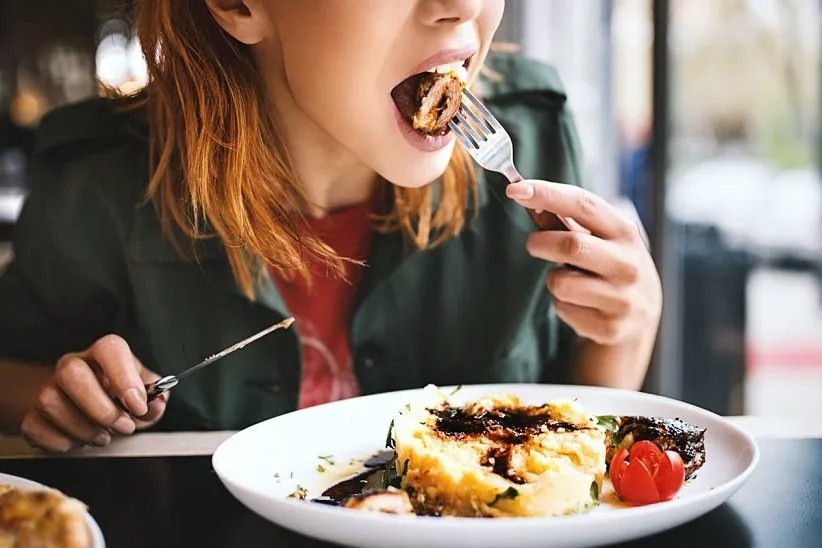 چرا غذا خوردن در فضای باز طعم بهتری دارد؟