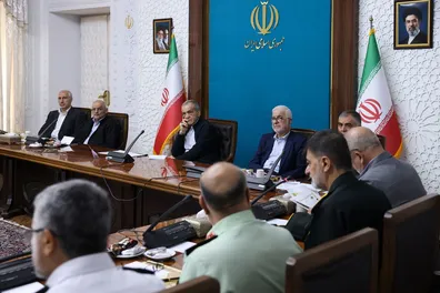 پزشکیان-اطلاع-رسانی-و-مدیریت-بنزین-باید-شفاف-باشد-تصمیم-جدید-چیست