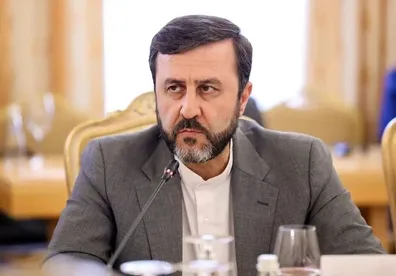 کنایه-تند-غریب-آبادی-به-ترامپ-رئیس-جمهور-آمریکا-چه-اختلالی-دارد