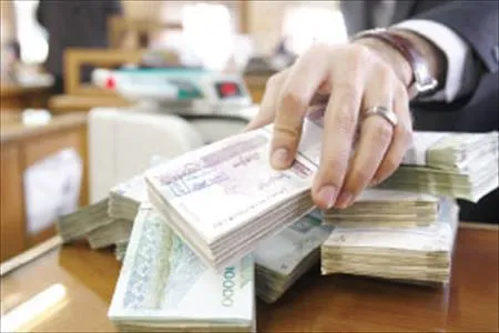 بدهی‌های دولت هم در رکود جاری نقش دارد