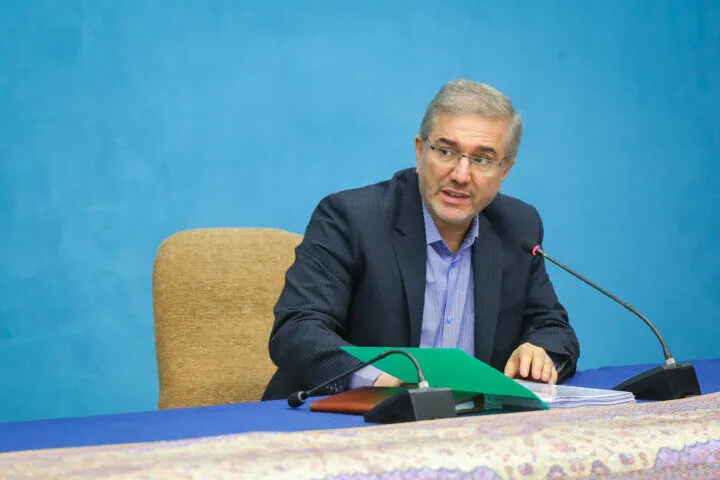 سوتی عجیب رییس سازمان برنامه و بودجه! / تشکر برای افزایش فقر