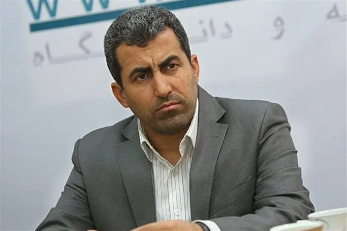 نقدینگی باید به بازار اول بورس هدایت شود