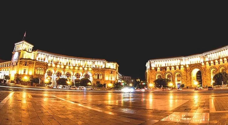 با اتوبوس بخوایم بریم ارمنستان چقدر خرج دارد؟ + لیست قیمت تورهای زمینی ارمنستان