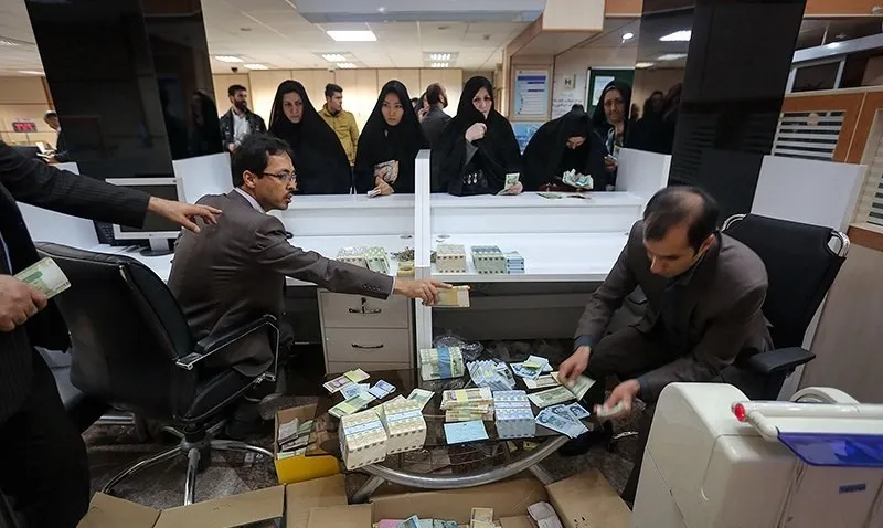 خاندوزی به بانک ها ۲۴ ساعت مهلت داد + متن نامه
