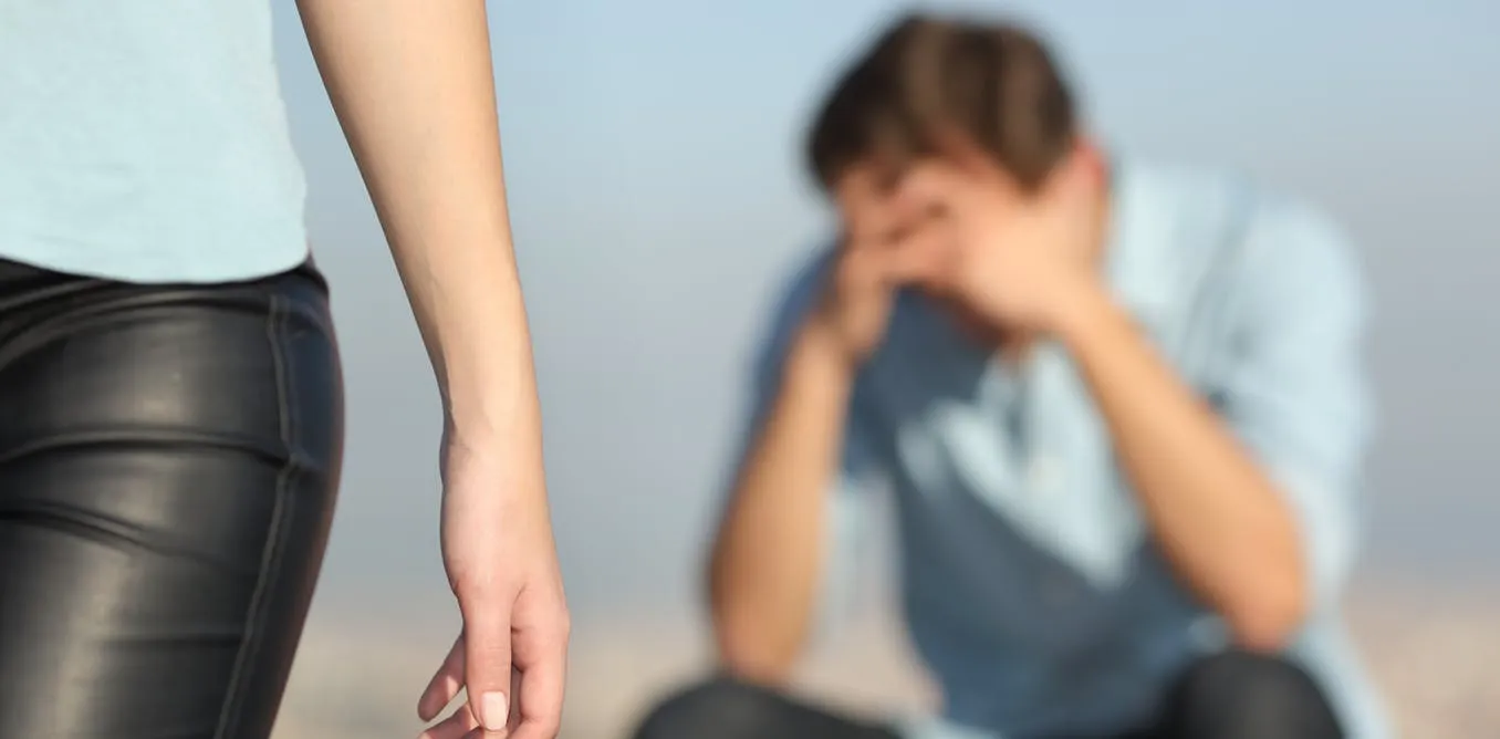اگر با ترس از دست دادن مقابله می کنید، بخوانید/ اضطراب دلبستگی چیست؟