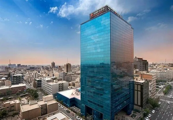 بانک ملت ۴۷۲.۰۰۰ میلیارد ریالی می شود
