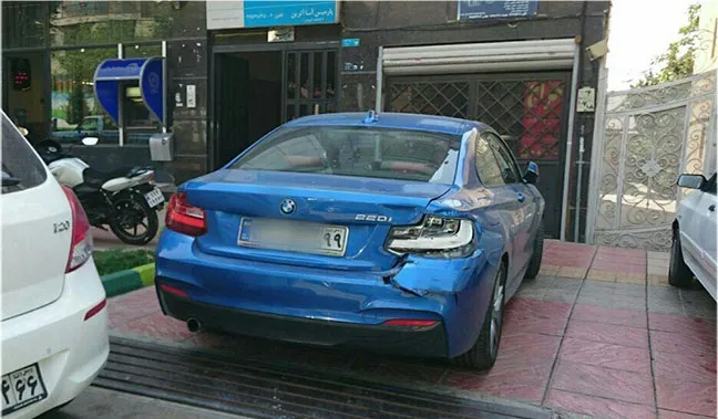 اولین تصادف BMW سری ۲ در ایران +عکس