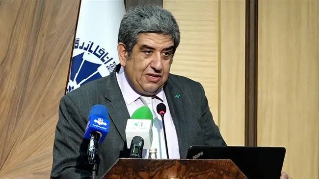 حاجی‌کریم: چرا برای ۱۲ درصد کسری آب، ۲۲ میلیارد دلار هزینه می‌کنیم؟