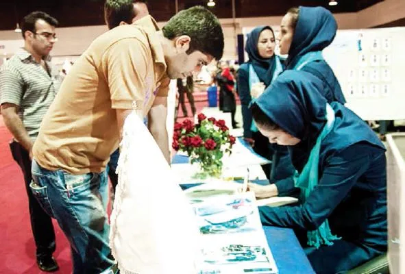 وعده بازنشستگی با حقوق‌های نجومی!