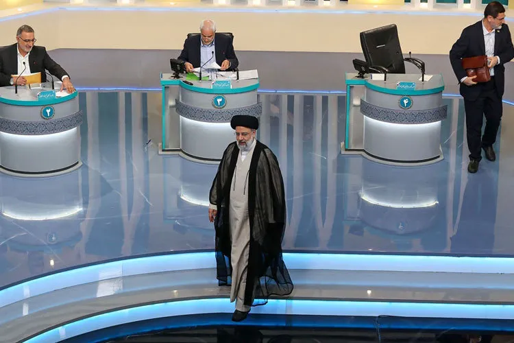 روحانی: نامزدها اگر از واکسن حرف می‌ زنند همه چیز را بگویند