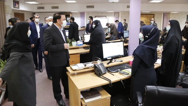 تکریم مشتریان؛ مهم‌ ترین وظیفه امروز کارکنان بانک سپه