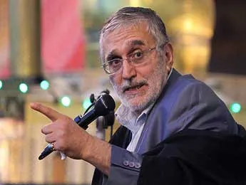 منصور ارضی نماینده مجلس را «پفیوز» خواند!
