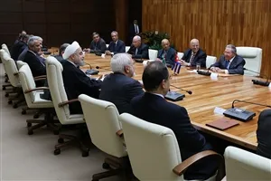 روز پرکار روحانی در کوبا