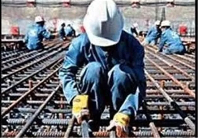 نیروهای ساختمانی در حال فرار هستند