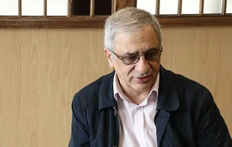 مظاهری: وزیر سرش را برای بورس خلوت کند