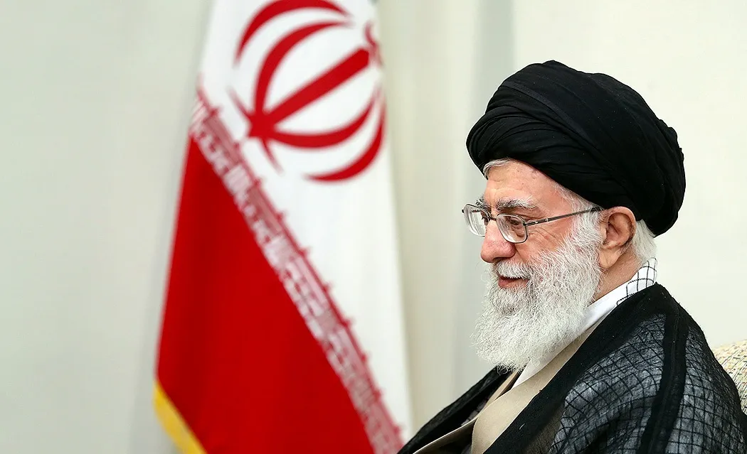 میدان مجاهدت در عرصه‌های گوناگون همچنان گشوده است