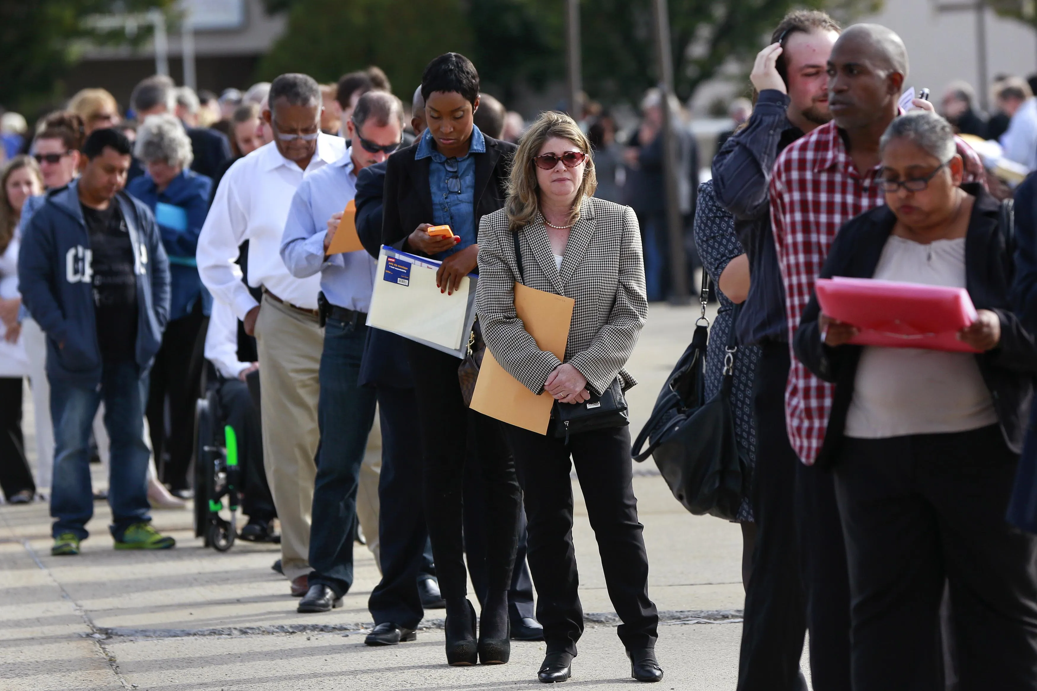 U.S. labor market firming; inflation remains benign