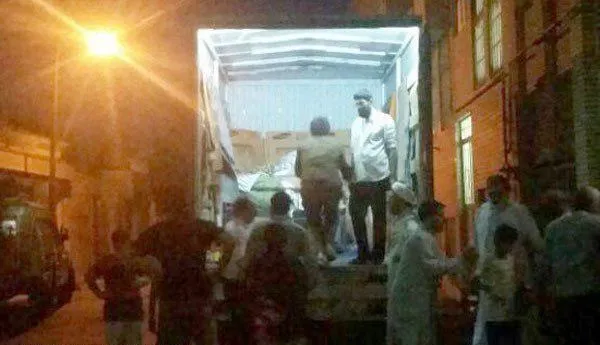 انتقال زن ۳۰۰کیلویی قمی به بیمارستان با خاور +عکس