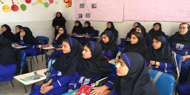 نگاهی به قانون حاکم بر معلمان مدارس غیردولتی