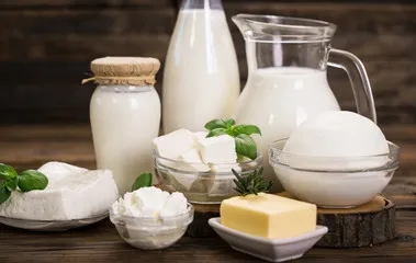 مصرف لبنیات چه زمانی در کودکان عوارض دارد؟
