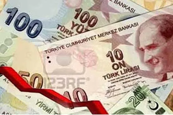 ارز ترکیه از اختلاف با آمریکا رنج می‌برد