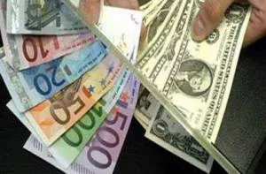 دلار بانکی گران‌تر از نرخ مصوب بودجه!