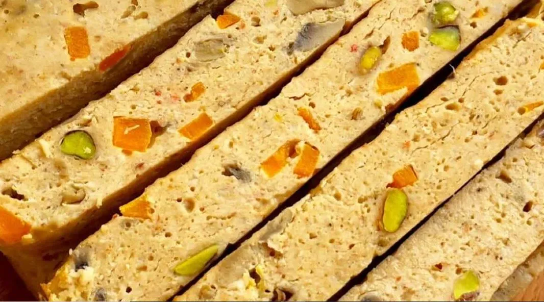 طرز تهیه کالباس خانگی مرغ بدون کاور + فیلم