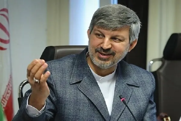 آموزش و پرورش: مشکلی با ادامه تحصیل دانش‌آموزان معترض نداریم
