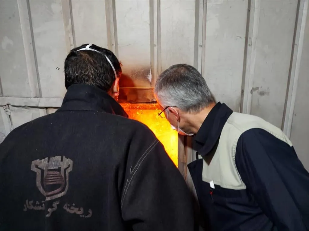 بازدید مدیر عامل شرکت ذوب آهن اصفهان از روند تولید و تعمیرات کارخانه