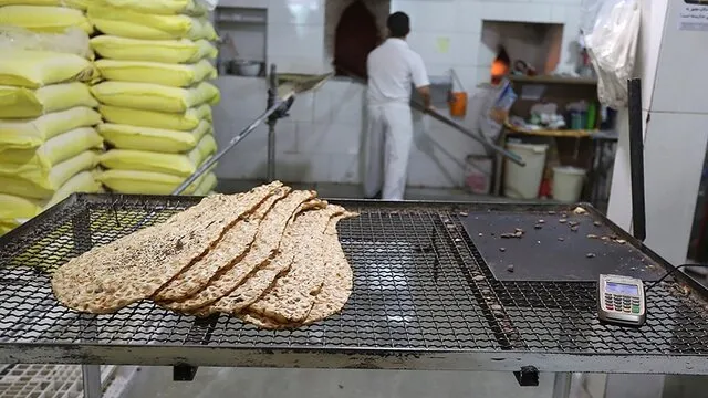 نان