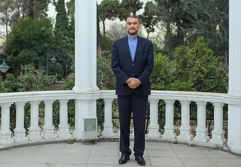 حضور وزیر خارجه در بیمارستان شهدای تجریش + فیلم