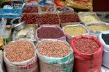 سقوط آزاد قیمت حبوبات / قیمت لوبیاچیتی ۱۰۰ درصد کاهش یافت