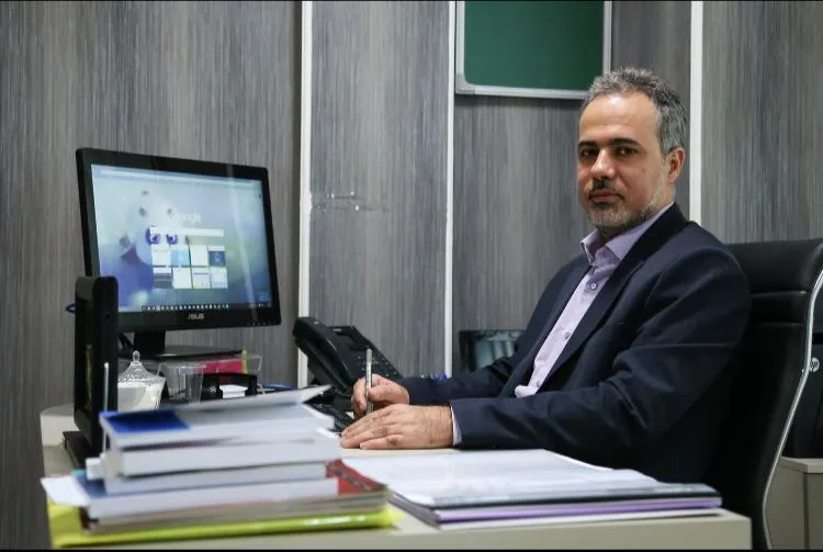 توسعه بازار بدهی و نقش بانک&zwnj;مرکزی/ دولت باید بداند بانک&zwnj;مرکزی شرکت سرمایه&zwnj;گذاری نیست