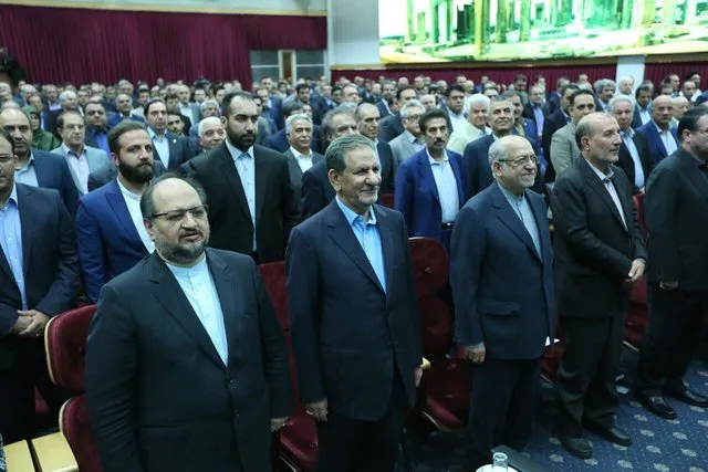خداحافظی نعمت‌زاده از وزارت صنعت، معدن و تجارت