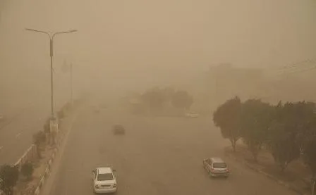گرد و خاک عراق عصر یکشنبه به ایران می‌رسد