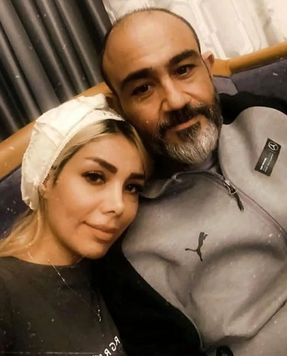گردنبند عجیب مهران غفوریان + عکس