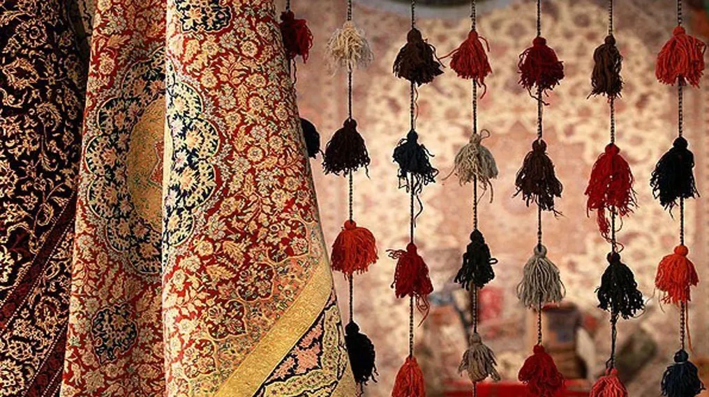 سهم فرش دستباف از درآمدهای صاداتی؟