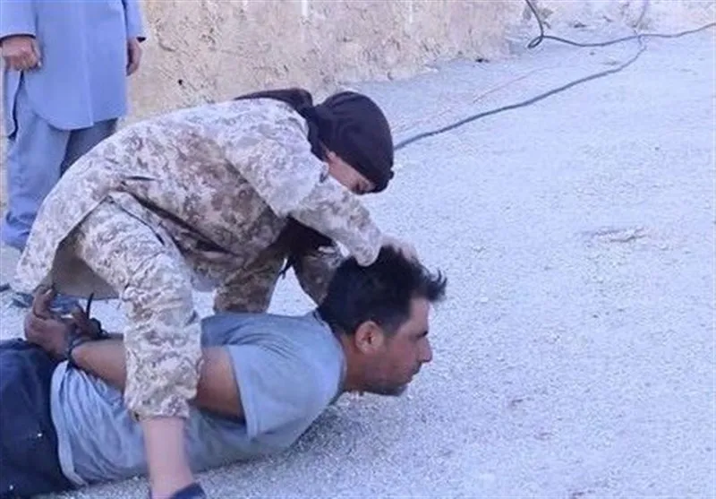 جلاد خردسال داعشی +عکس