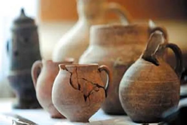 هجوم قاچاقچیان به اشیای 5 هزار ساله جیرفت