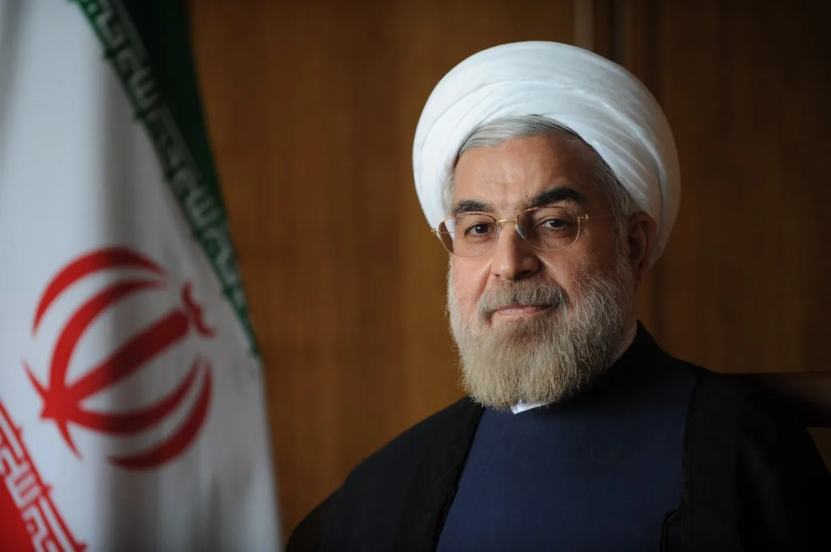 روحانی قانون اصلاح بودجه سال ۱۳۹۵ را ابلاغ کرد
