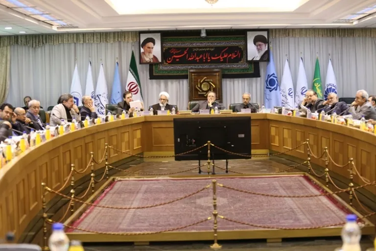 گامی دیگر برای انطباق بانک‌های ایرانی با استانداردهای بین‌المللی/ تصویب دستورالعمل رعایت قوانین و مقررات در بانک‌ها