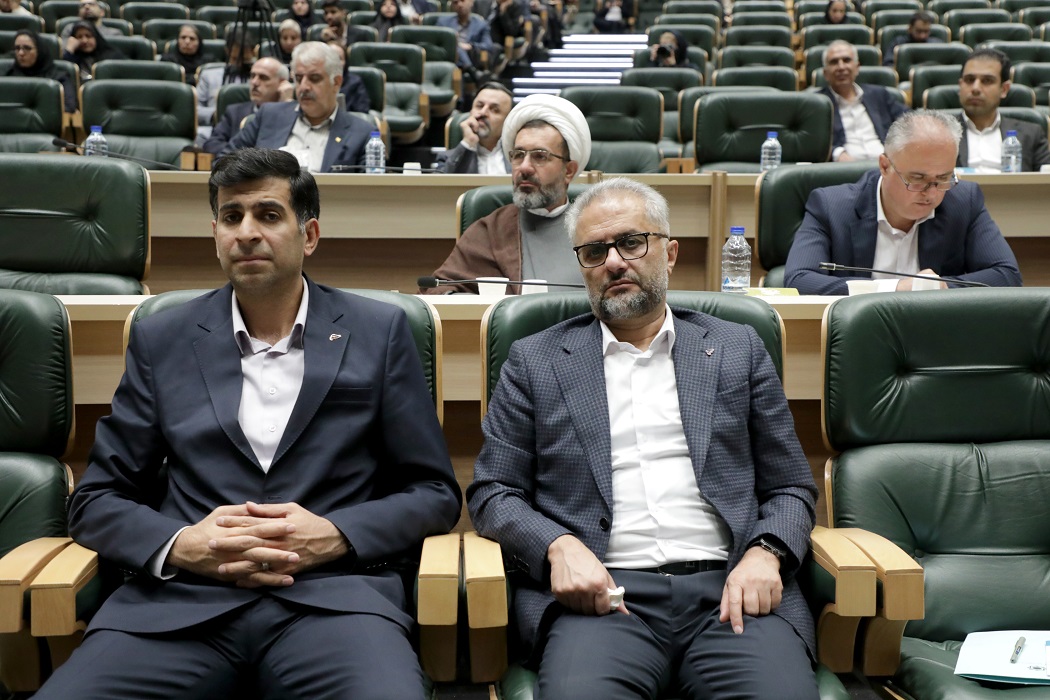 تهدیدها را می توان به فرصت تبدیل کرد