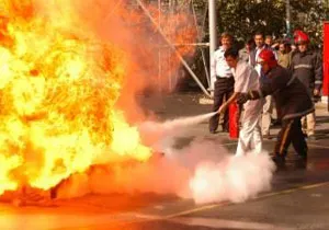 آتش سوزی گسترده منزل مسکونی در بلوار فردوس