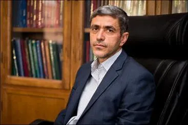قیمت واقعی دلار 2600 تومان است