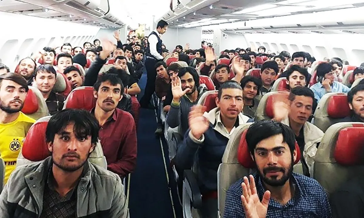 آمار عجیب از حضور مهاجران افغانستانی در بازار کار / چند درصد به کشورشان بازگشته‌اند؟