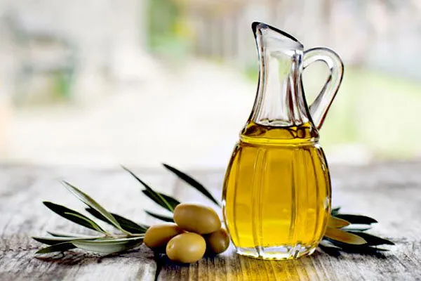 روغن زیتون ریسک بیماری قلبی را کاهش می‌دهد
