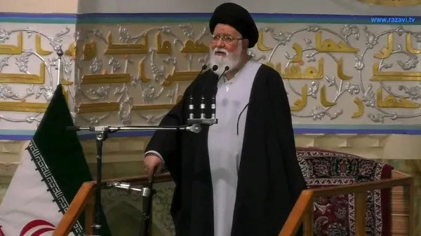 انتقاد شدید علم‌الهدی از مجلس و دولت: دشمن تا حلق ما آمده، هی شما امروز و فردا می‌کنید!