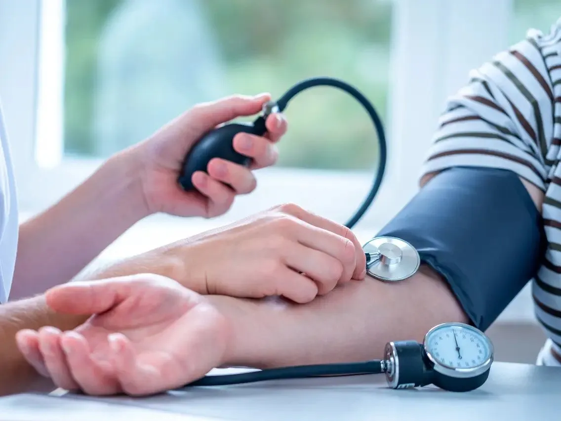 چگونه فشار خون را کنترل کنیم؟